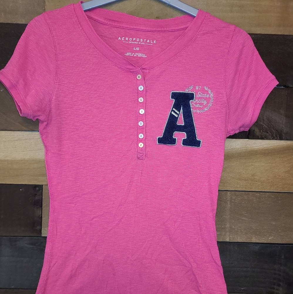 Aero button up tee